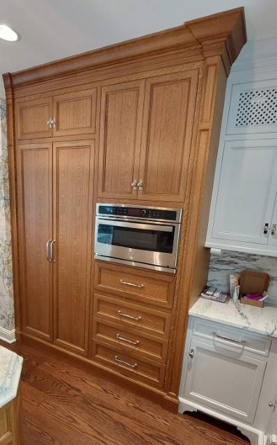 Kitchen Cabinet